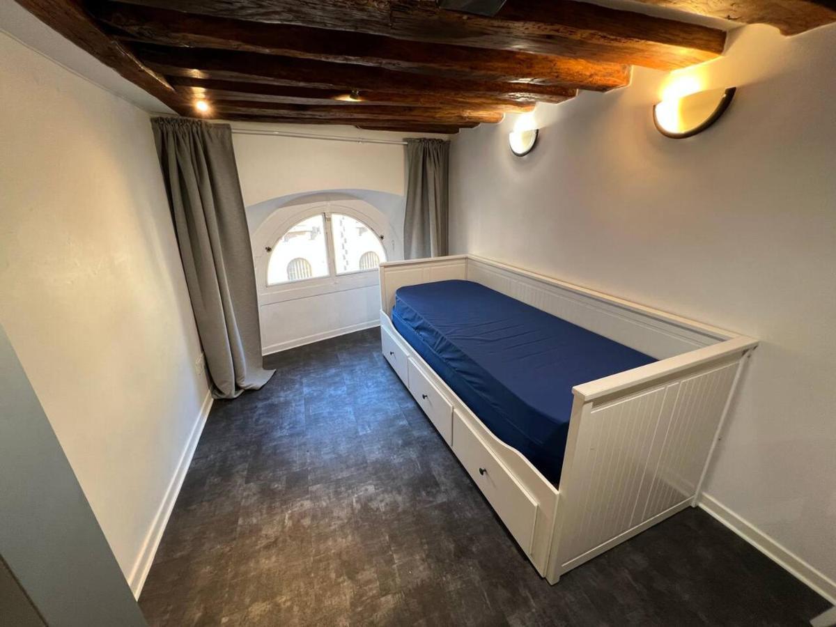 Cosy Arc De Triomphe Champs Elysees Bail Mobilite